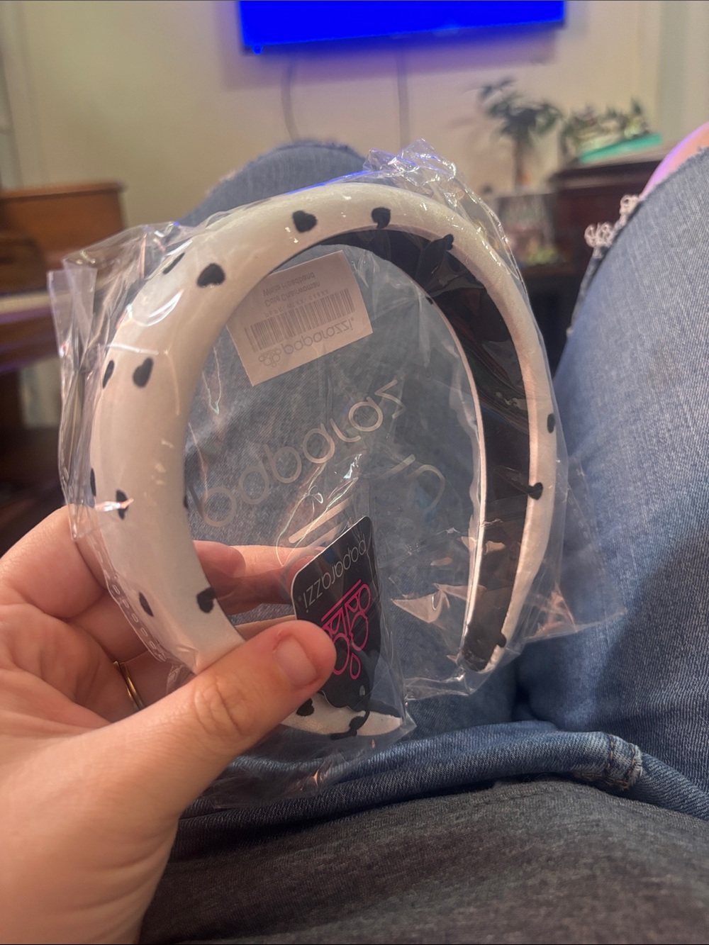 paparazzi White Headband with Black Heart Print